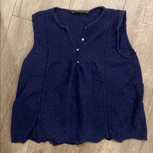 Sleeveless dark blue top from Zara